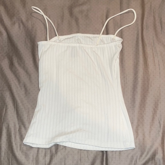 The 21 White Cami Tank Size XS - Picture 2 of 2